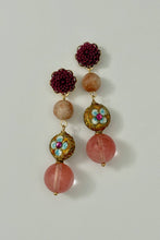 Load image into Gallery viewer, Daisy Earrings