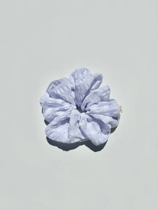 STRIPE BUBBLE SCRUNCHIES: WHITE