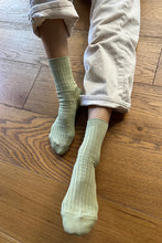 Load image into Gallery viewer, Her Socks - Avocado