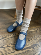 Load image into Gallery viewer, Snow Socks - Tan